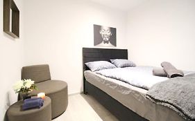 Comfortable Rooms In Akh Area